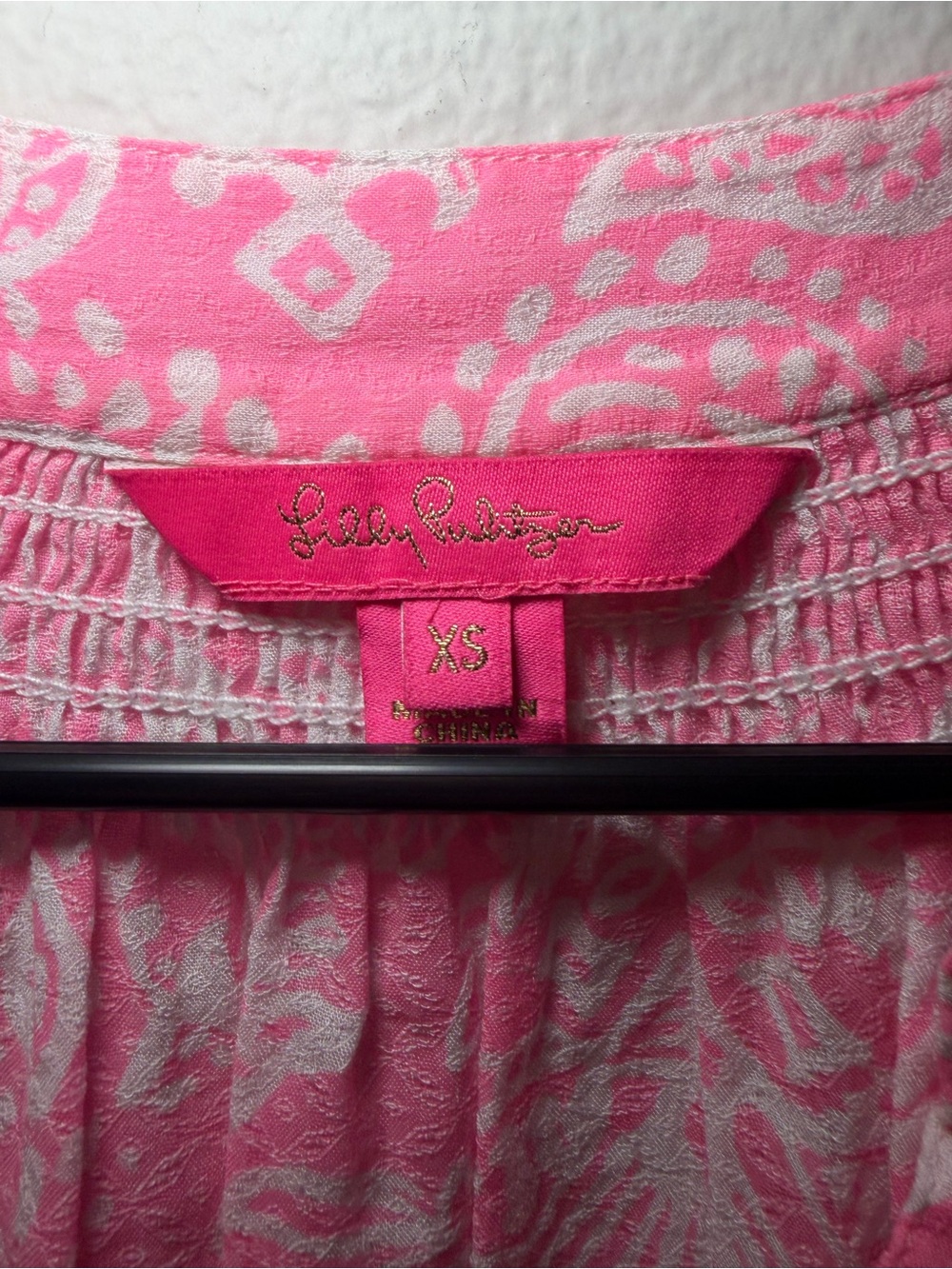 Lilly Pulitzer XS Pink Paisley Floral Summer Coastal Button-Front Blouse - Picture 3 of 6